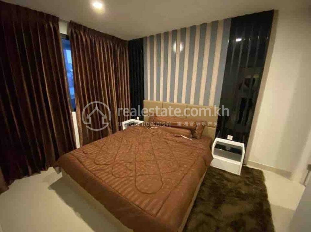 Кондоминиум Для Аренды in Chamkarmon $1,000