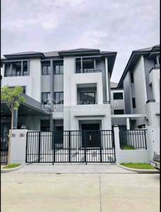 residential Twin Villa1 for sale & rent2 ក្នុង Chak Angrae Leu3 ID 2146304
