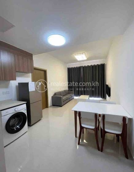 $450 Condo