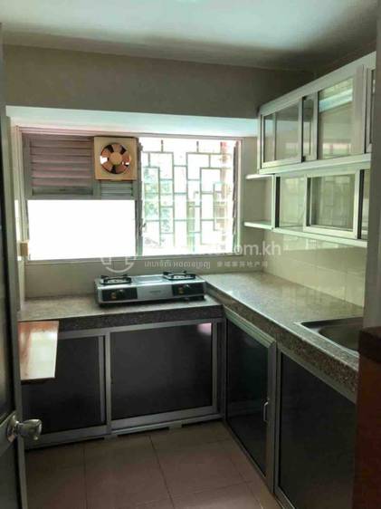 55 sqm Living Size Apartment For Rent in Boeng Keng Kang