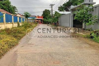 Chbar Ampov土地出售，位于Preaek AengChbar Ampov，价格$135,000