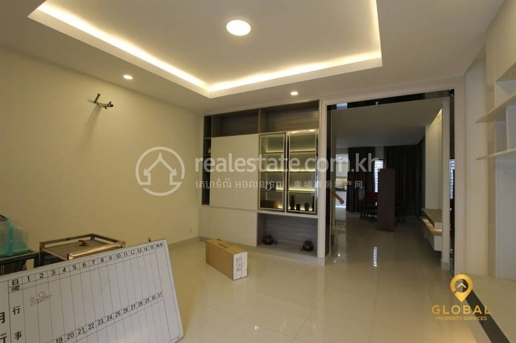 MeancheyHouse and lot出租，价格$900