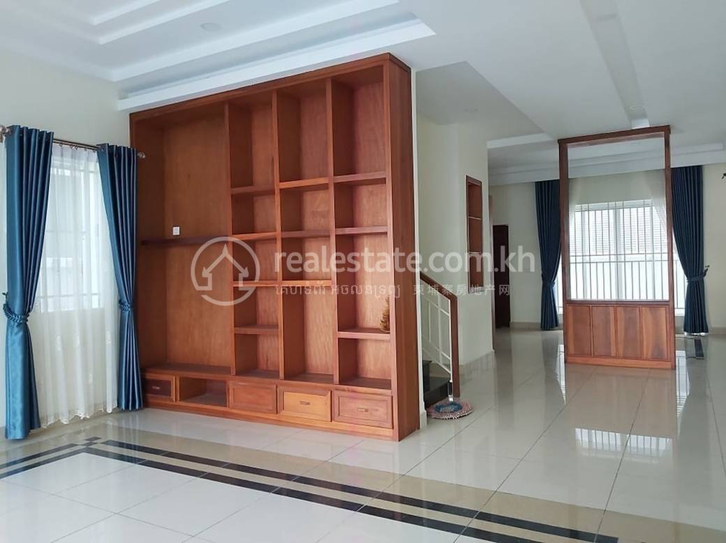 Chaom Chau House and lot สำหรับเช่า ใน Chaom Chau