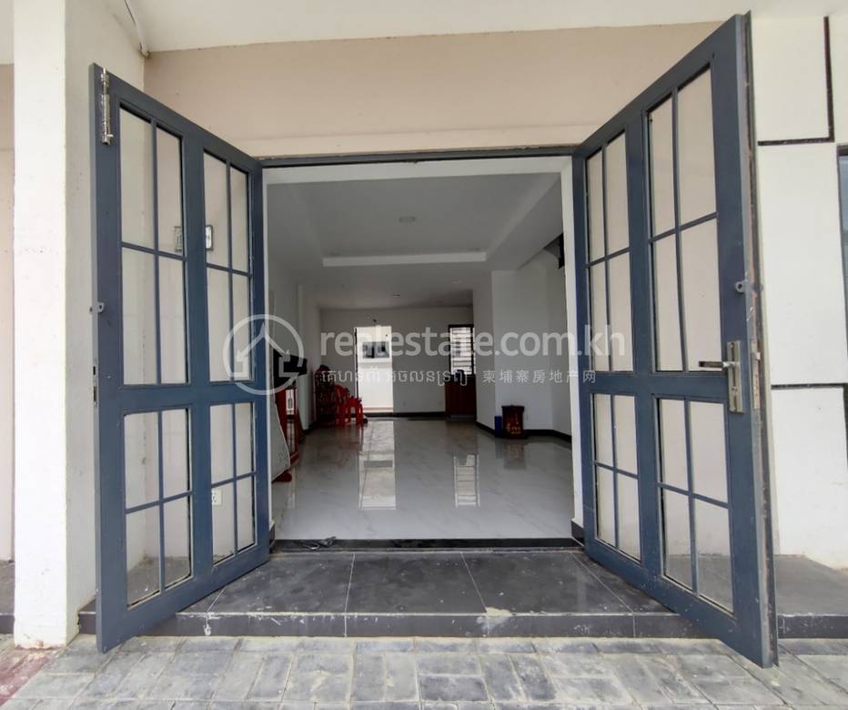 Link House For Sale & Rent in Chroy Changvar $75,000