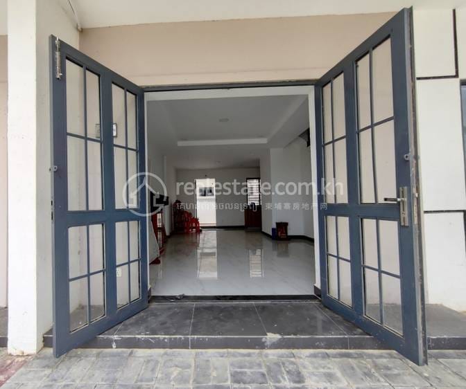 Link House For Sale & Rent in Chroy Changvar $75,000