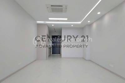7 Makara Condo Na prodej in 7 Makara