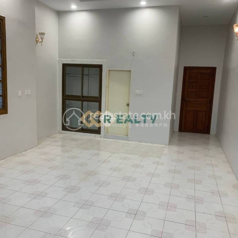 Boeng Reang Vila K pronájmu in Boeng Reang