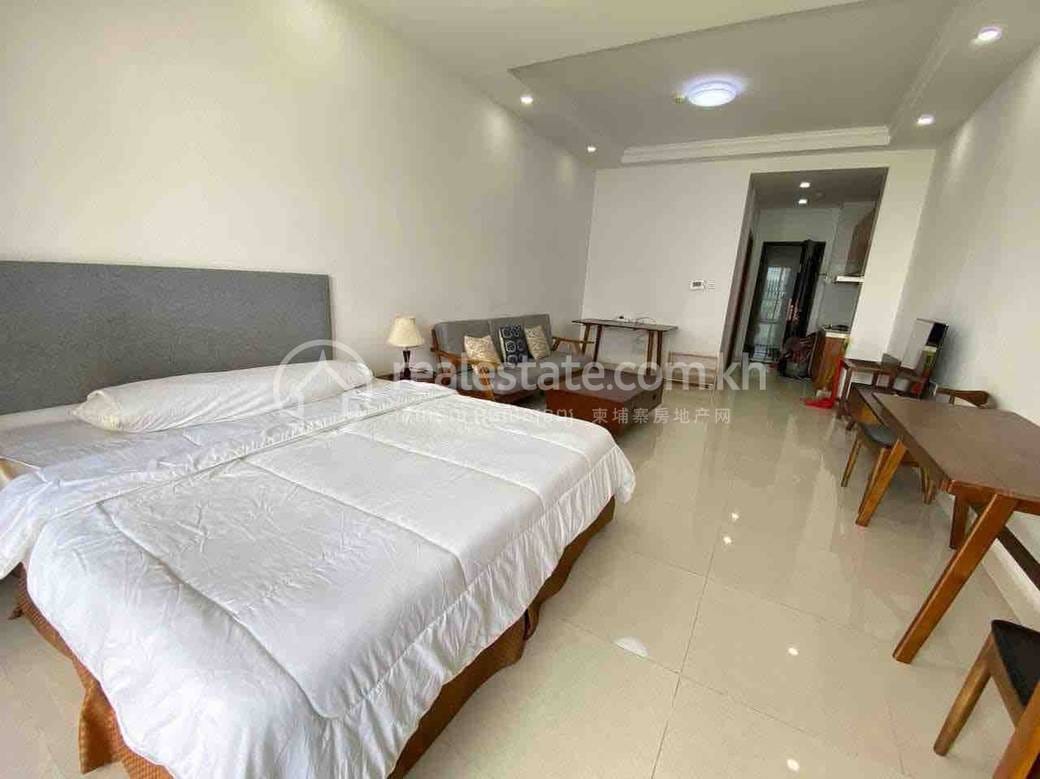 $400 Condo
