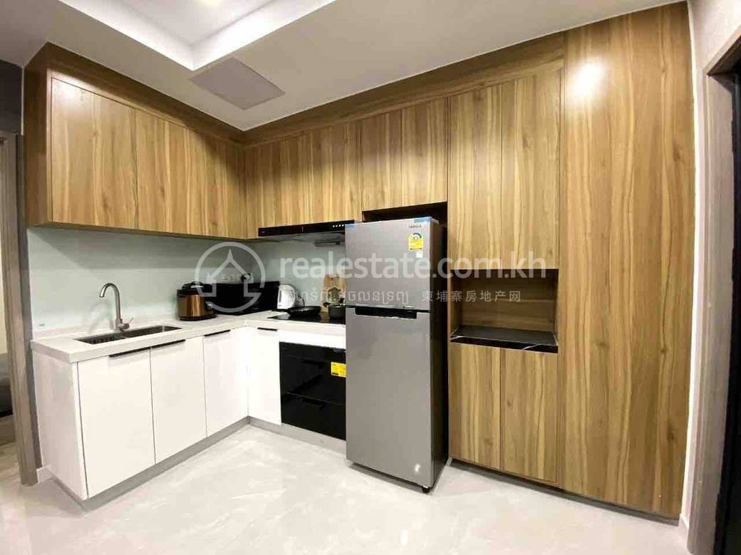 $1,200 Condo