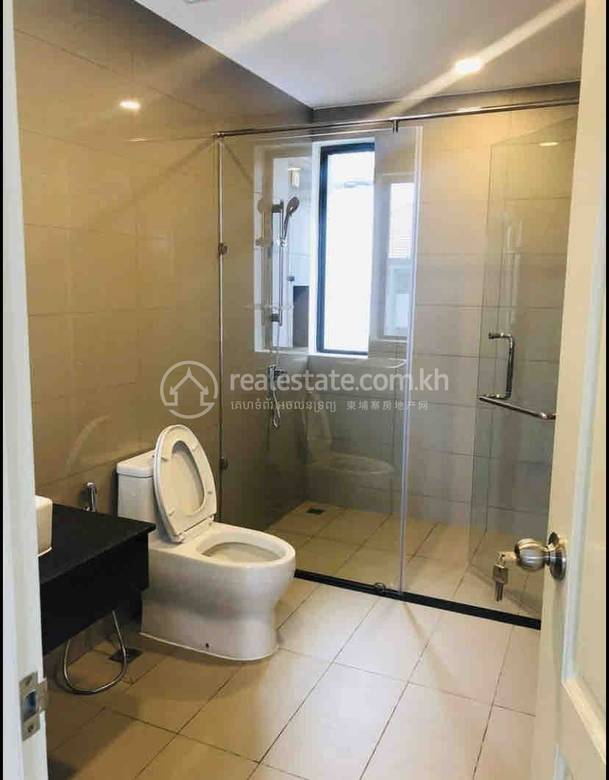 Chak Angrae Leu双子别墅For Sale & Rent，位于Chak Angrae Leu