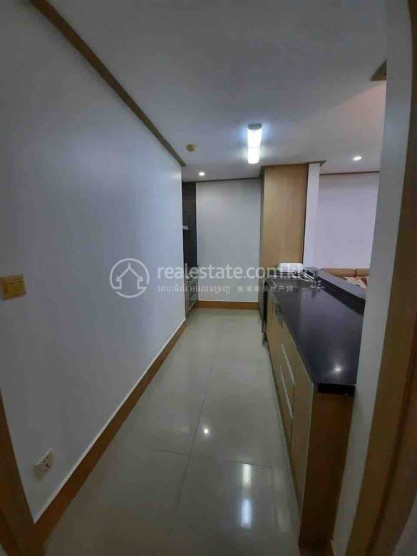 Apartment For Rent with 2 Parking Space