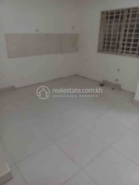 Nirouth Byt For Sale & Rent in Nirouth
