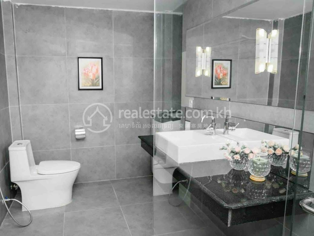 63 sqm Living Size Apartment For Rent in Chamkarmon