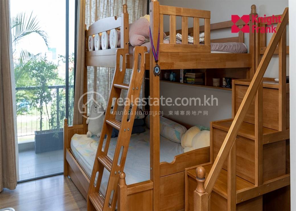 3 Bedrooms Apartment For Rent for $1,500
