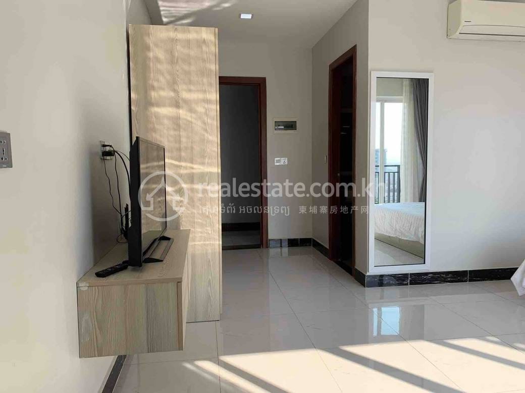 48 sqm Living Size Studio For Rent in Chamkarmon