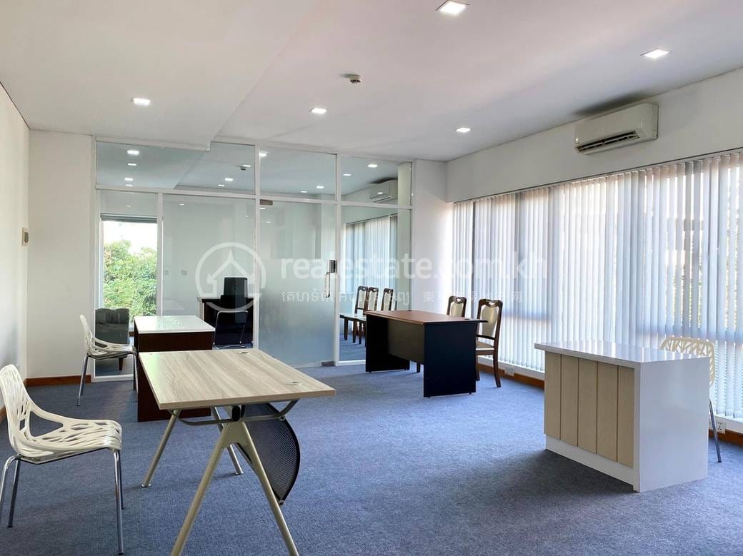 95 sqm Living Size Offices For Rent in Meanchey