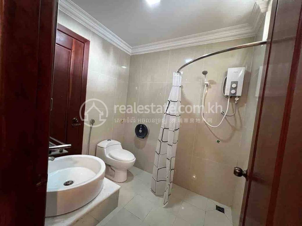 Apartment For Rent with 1 Parking Space