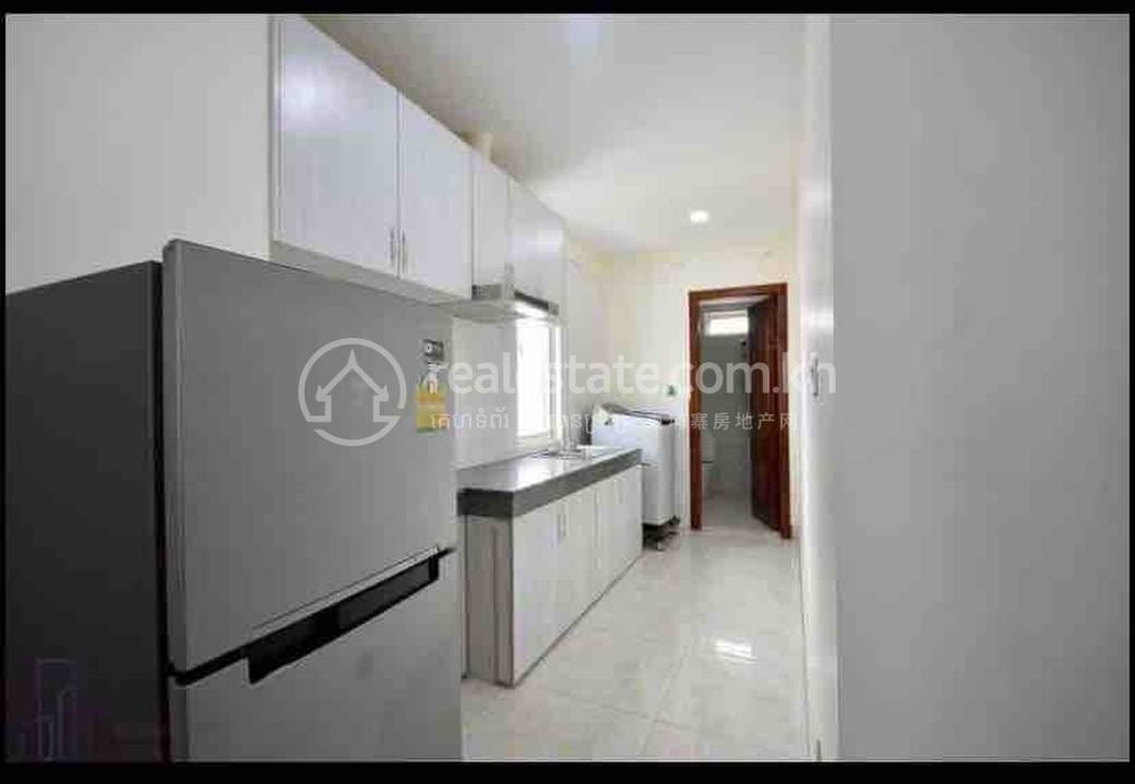 Apartment For Rent with 1 Parking Space
