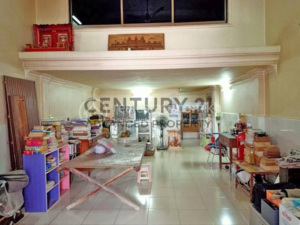 Toul Kork排屋出售，价格$270,000