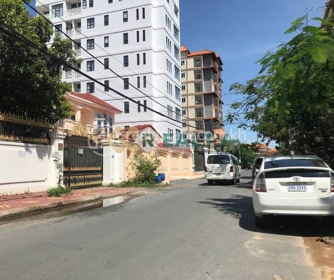 Toul Kork Vila K pronájmu in Toul Kork