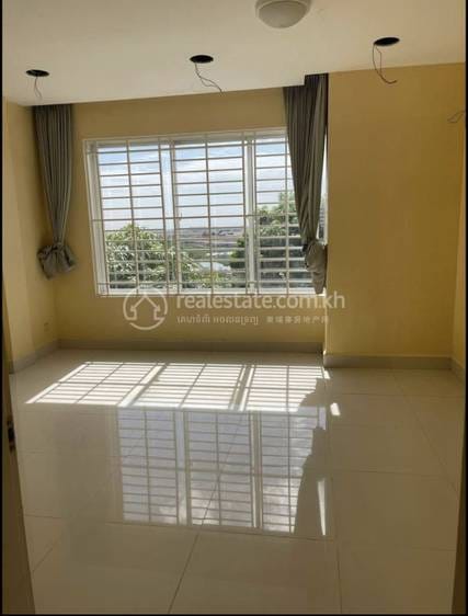 Chbar Ampov联排住宅出租，价格$450
