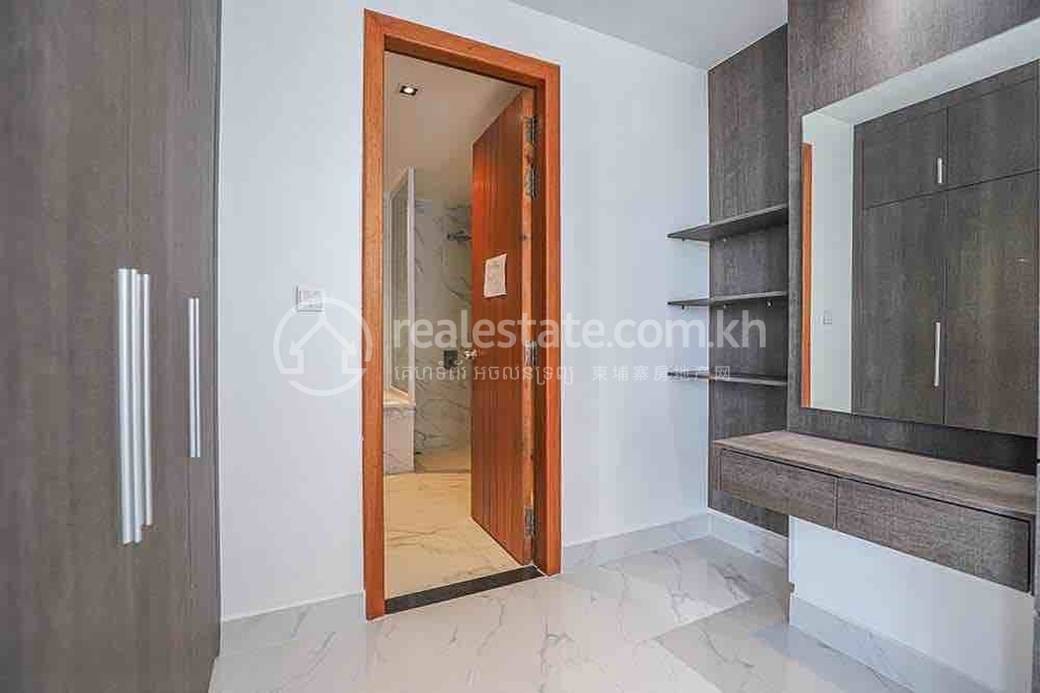 套房出租，位于万景岗1分区（BKK1), 波哥堪, 金边