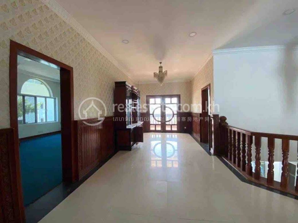Vila K pronájmu in Chaom Chau 1, Por Sen Chey, Phnom Penh