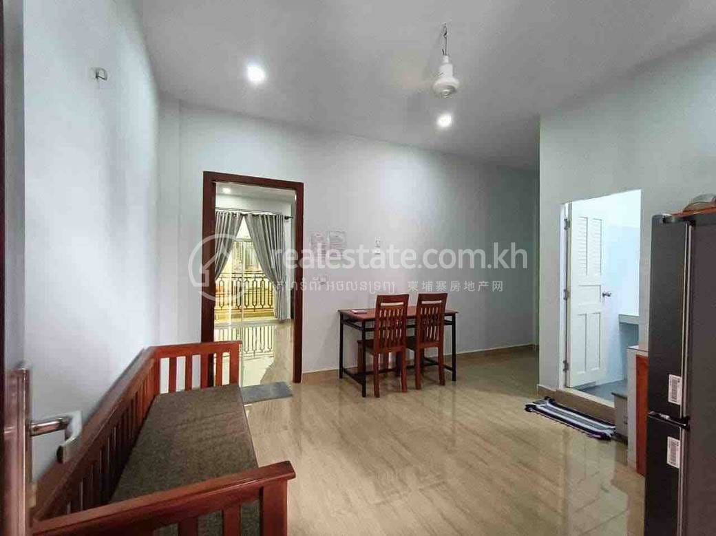 Apartment For Rent with 1 Parking Space