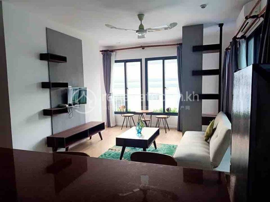 $600 Condo