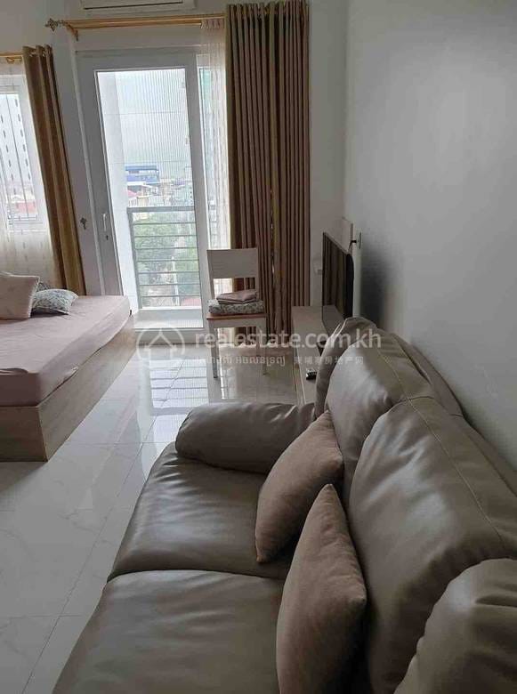 $42,000 Studio Type