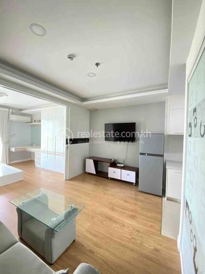 $550 Condo
