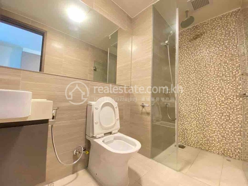 Chamkarmon ខុនដូ សំរាប់ជួល នៅ Tonle Bassac Chamkarmon តម្លៃ $700