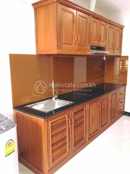 50 sqm Living Size Studio For Rent in Chamkarmon