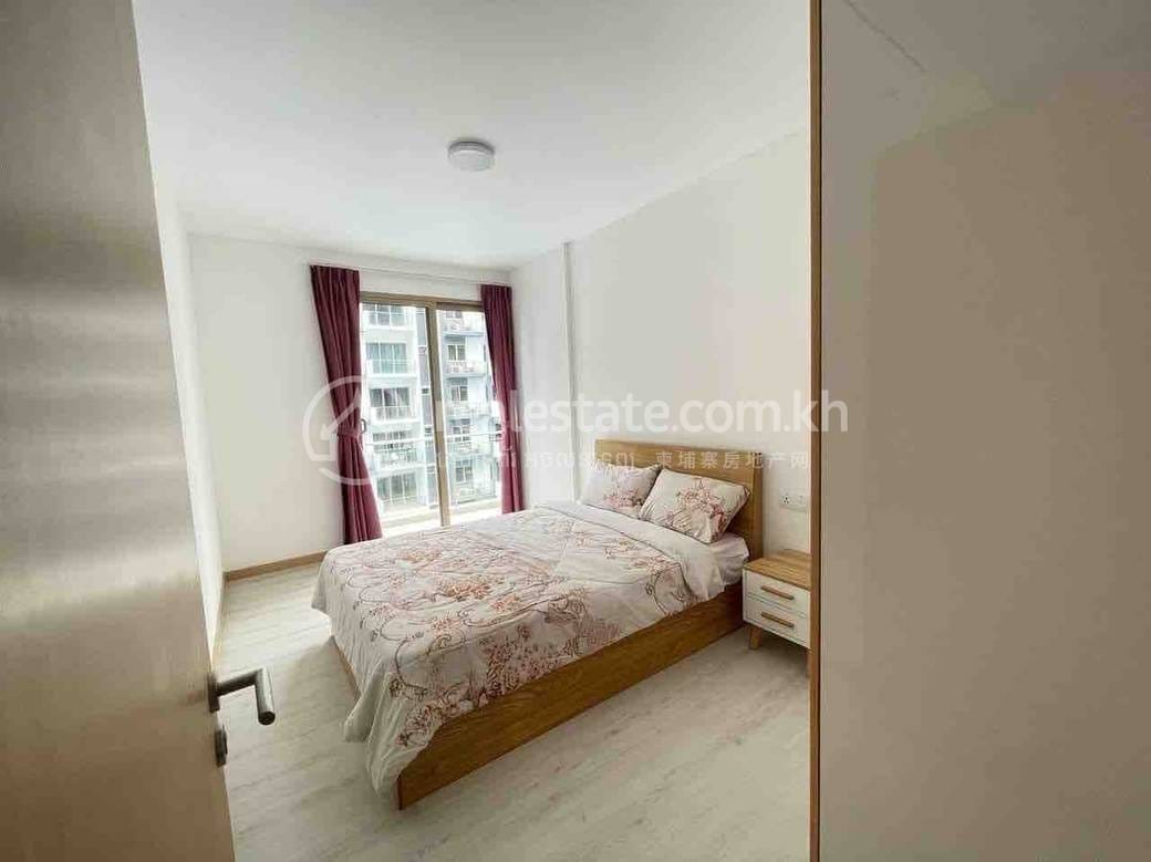 Apartment For Rent with 1 Parking Space
