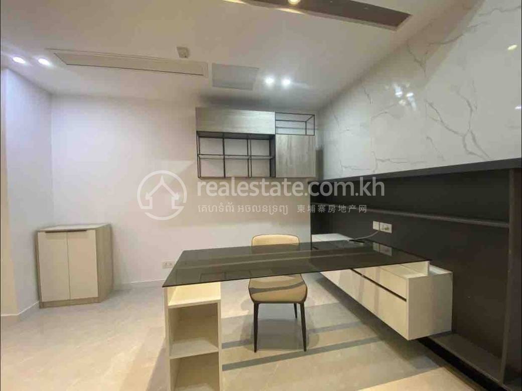 $3,450 Flat