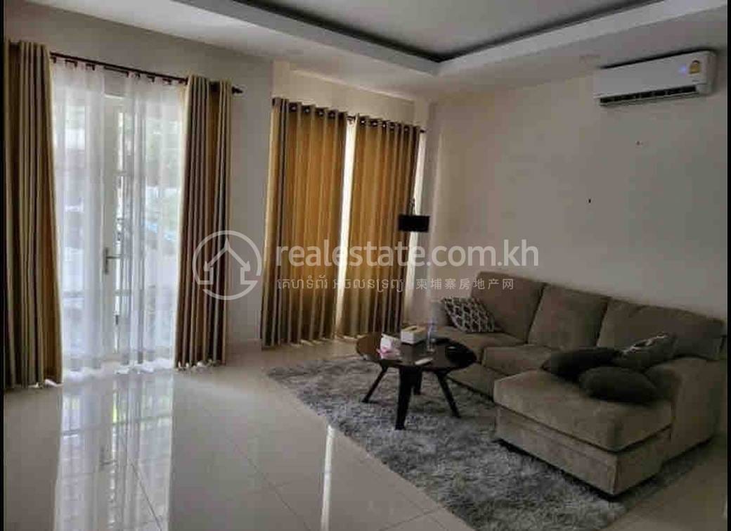 Link House For Rent in Chbar Ampov $620