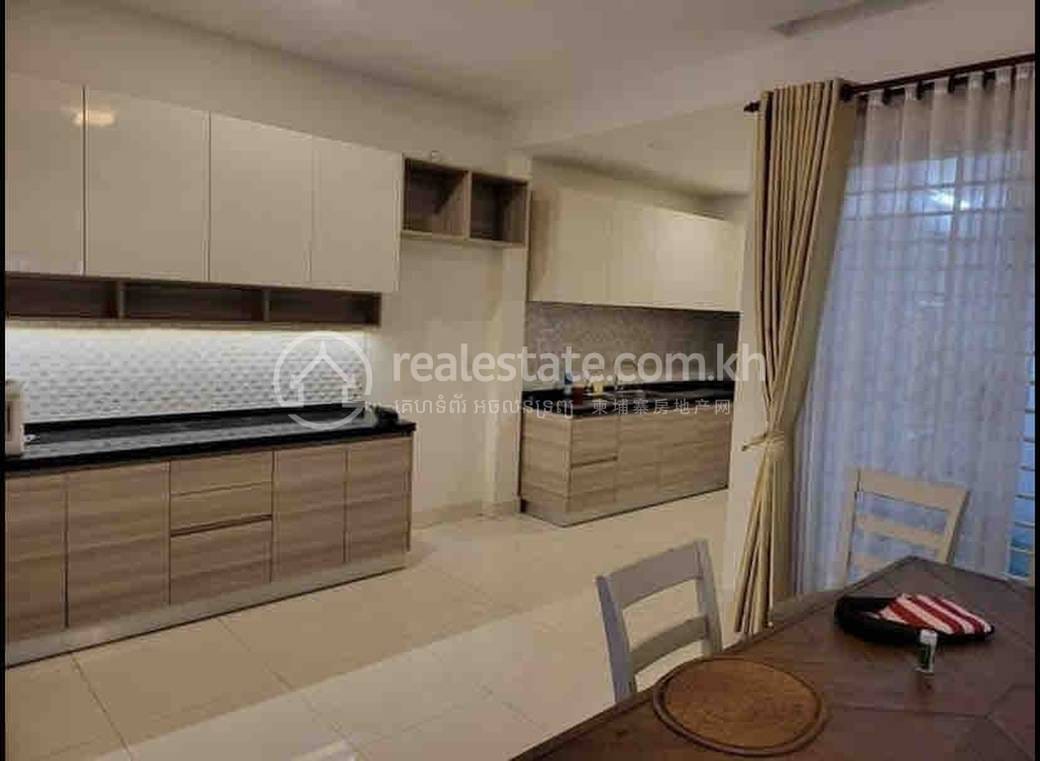 Link House For Rent in Nirouth, Chbar Ampov, Phnom Penh