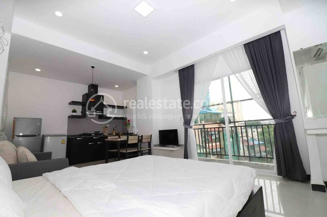 ផ្ទះល្វែង តម្លៃ $800