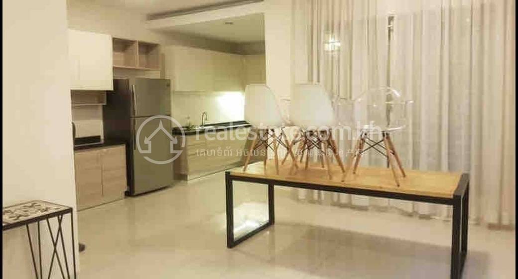 วิลล่าแฝด สำหรับเช่า ใน Chbar Ampov $950