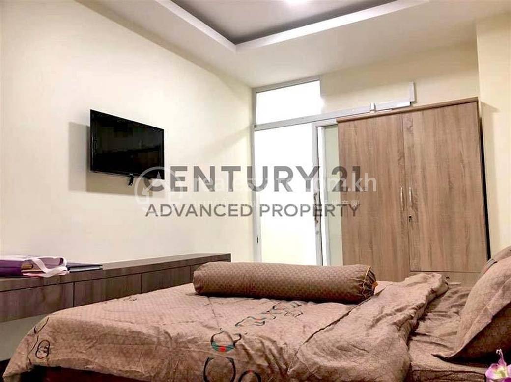 Condo For Sale in Sen Sok $59,999
