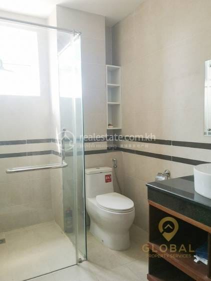 3卧室套房出租，价格$1,300