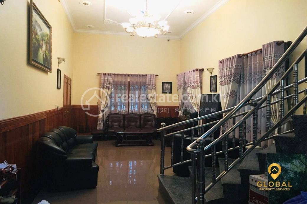 Toul KorkHouse and lot出租，价格$2,500