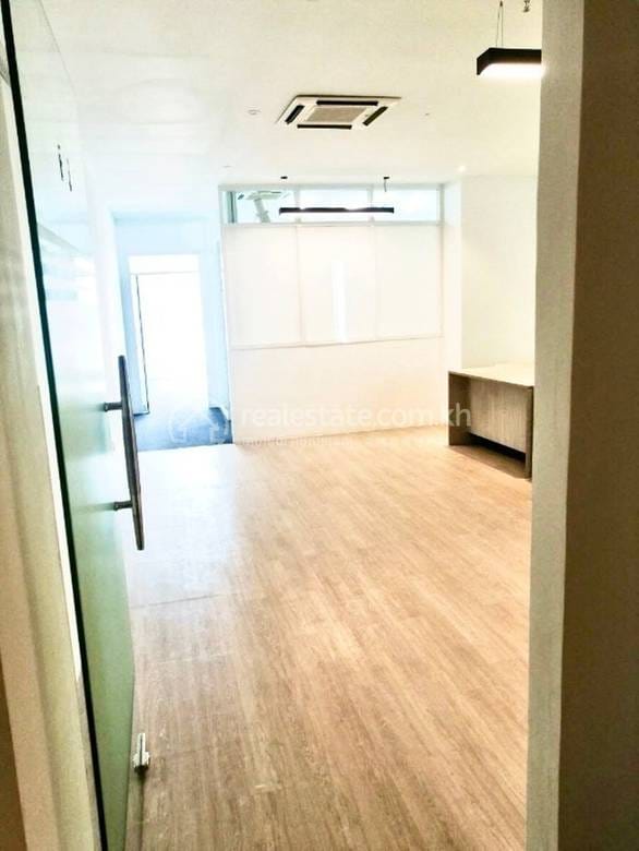 Boeng Keng Kang Bureaux À louer à Boeng Keng Kang