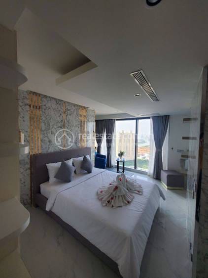 Chamkarmon Condo For Sale in Chamkarmon