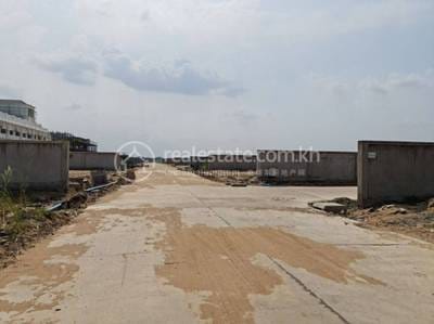 ที่ดิน สำหรับขาย ใน Chroy Changvar $285,000