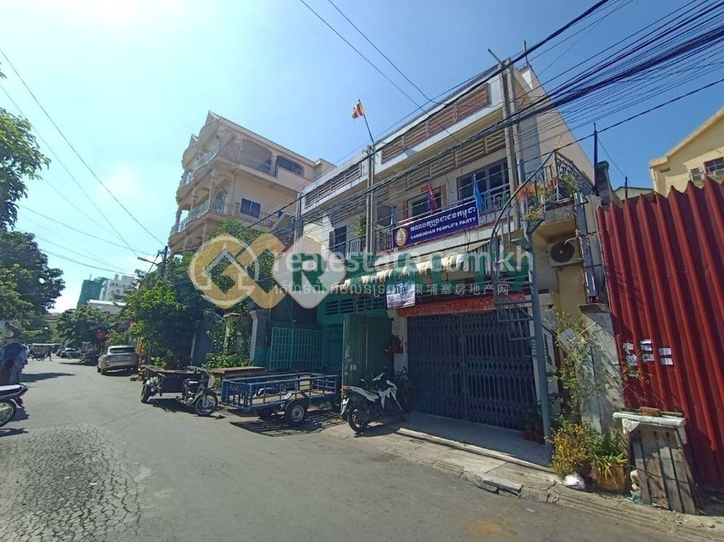 104.65 sqm Living Size Flat House Na prodej in Toul Kork