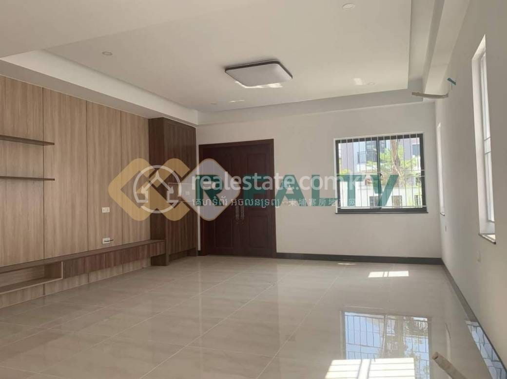 วิลล่า สำหรับขาย ใน Chroy Changvar $635,000