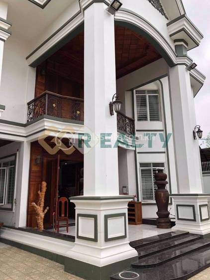 Villa For Rent with 4 Parking Space