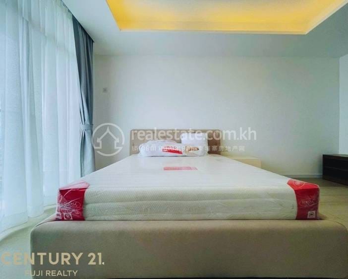 Condo For Rent in Chamkarmon $650