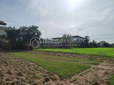 residential Land/Development1 for sale2 ក្នុង Sala Kamraeuk3 ID 2155744